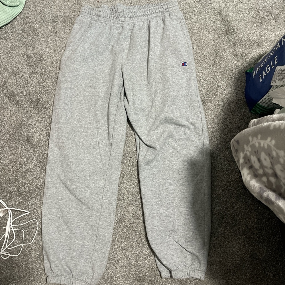 L grey champion sweatpants